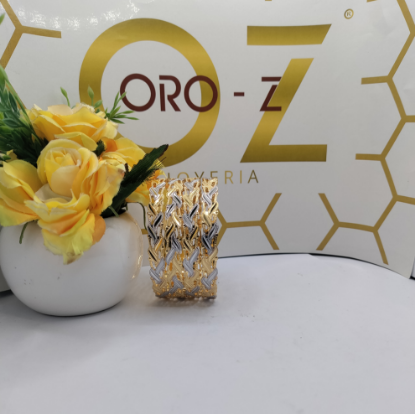Collectible gold jewelry