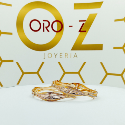 Picture of Delicate Sydney Gold CNC Bangles