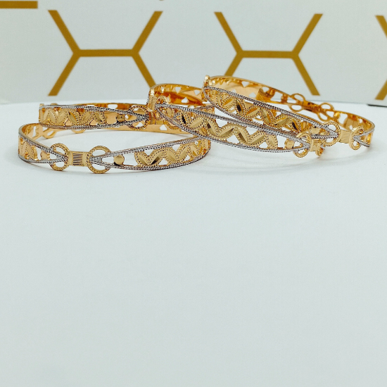 Picture of New Modish Style CNC Sydney Gold Bangles