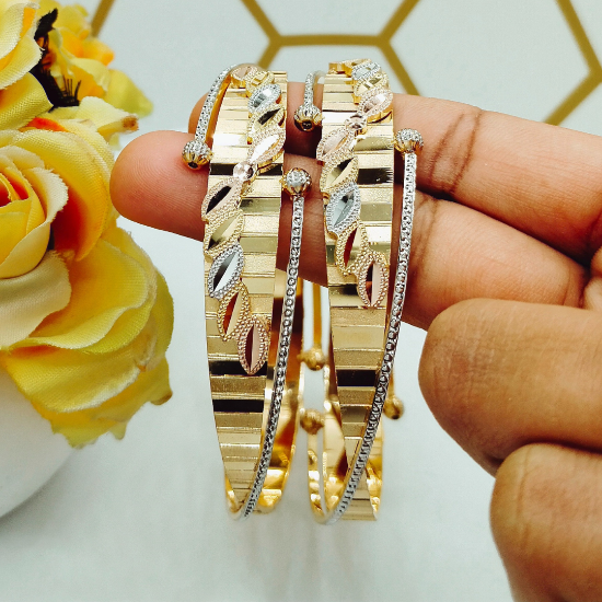 Picture of New Leaf Motif ORO-Z Gold CNC Tokyo Bangles