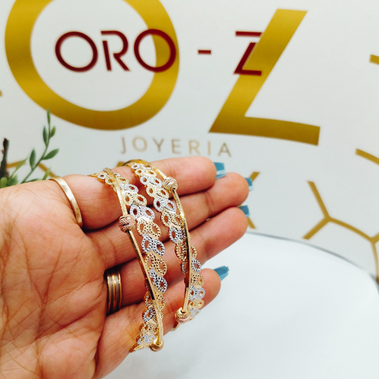 Picture of New Overlying Gold CNC Tokyo Bangles