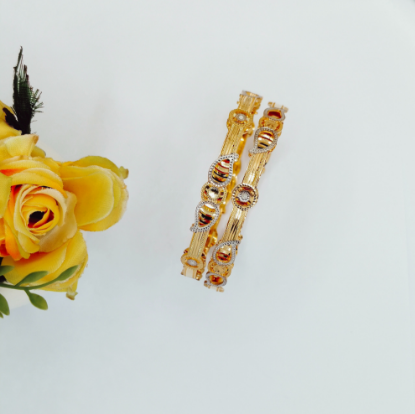 Elegant gold bangles