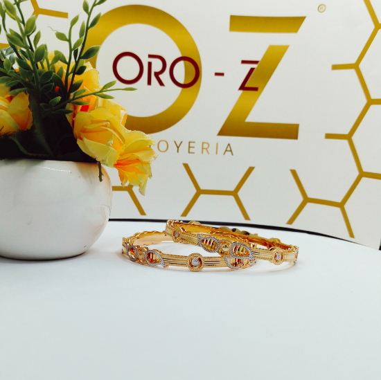 Luxury gold bangles