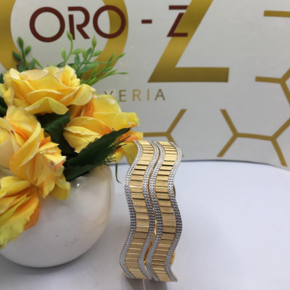 Picture of ORO-Z Swanky London CNC Gold Bangles