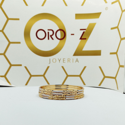Modern kanas gold bangles